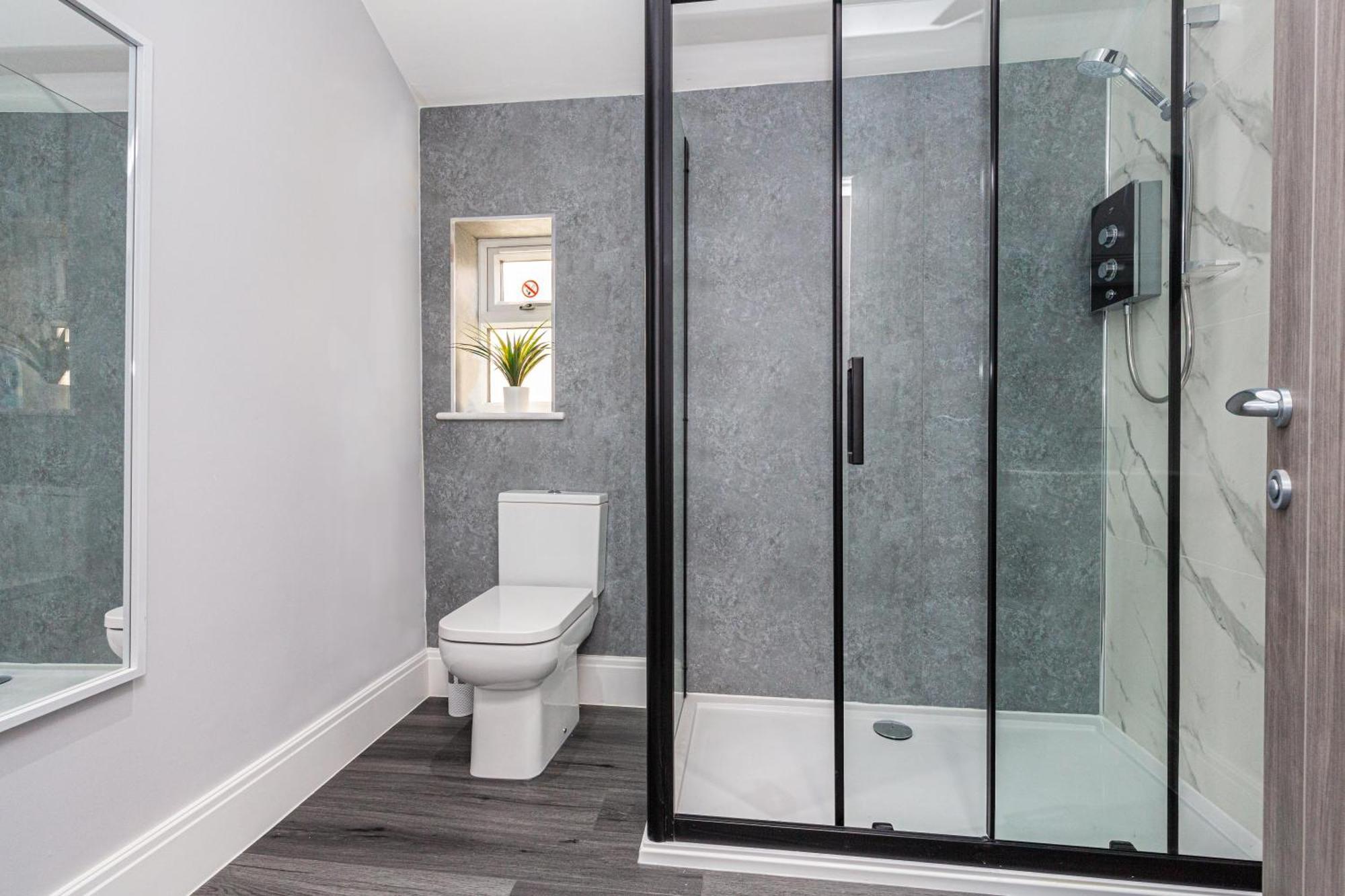 Seafront Apartment - Sleeps 6 - Gateway To The Lake District - Brand New Morecambe Esterno foto